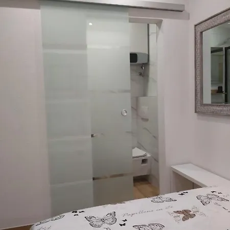 Studio Apartman Oliva Vodice Exterior foto